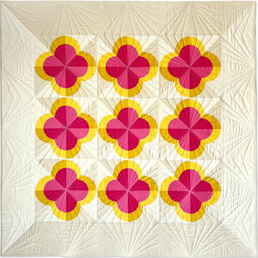 Folded Flowers Quilt Pattern by Audrey Esarey and Holly Clarke - Sewfinity.com