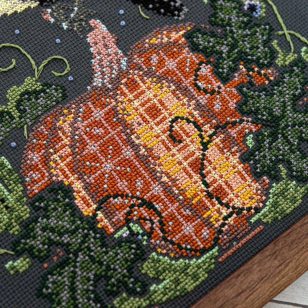 Ravens Harvest Moon Cross Stitch Pattern by Counting Puddles - Sewfinity.com