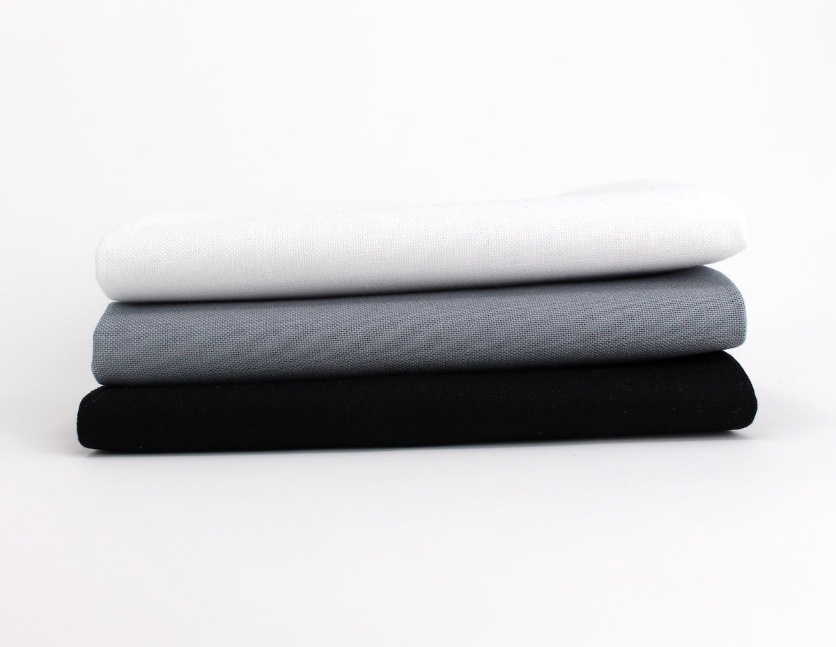 Greyscale 3 Fat Quarter Bundle - Kona Cotton